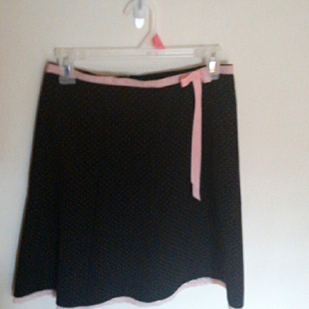 Cute skirt trimmed in pink lace